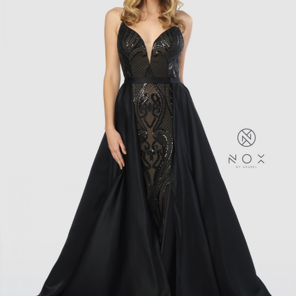 Deep V-Neckline Sleeveless Long Prom Dress C215